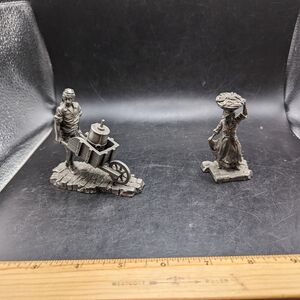 Vintage Set Of 2 Ron Hinote Pewter Figurines Buttermilk Man And Hot Corn Girl